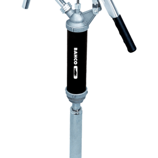 Για ελαφριά και βαριά λάδια και άλλα μη διαβρωτικά υγρά Για βαρέλια 50 έως 205 L με σπείρωμα 1/2” και 2” Χωρητικότητα: 300 ml/διαδρομή Η αντλία παρέχεται πλήρης με αυτορρυθμιζόμενο τηλεσκοπικό σωλήνα αναρρόφησης, κυρτό μεταλλικό ακρούσιο και 1,1/2” & 2” παξιμάδι πώματος